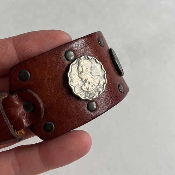 Vintage Genuine Leather Wristband / Coins / Made In Canada / Carole Garber - Picture 4 of 10